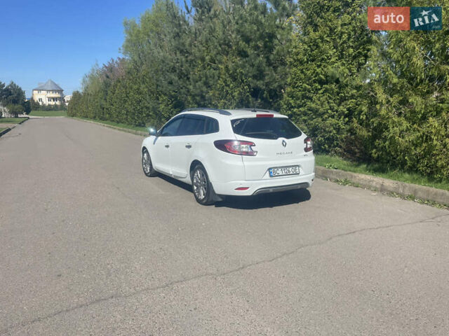 Белый Рено Меган, объемом двигателя 1.46 л и пробегом 167 тыс. км за 10300 $, фото 1 на Automoto.ua