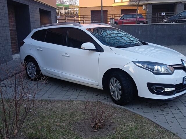 Белый Рено Меган, объемом двигателя 1.5 л и пробегом 254 тыс. км за 7850 $, фото 1 на Automoto.ua