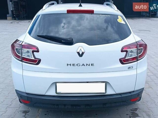 Белый Рено Меган, объемом двигателя 1.46 л и пробегом 230 тыс. км за 9800 $, фото 31 на Automoto.ua