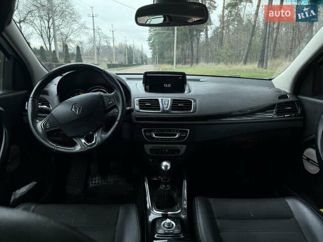 Белый Рено Меган, объемом двигателя 1.6 л и пробегом 246 тыс. км за 9900 $, фото 18 на Automoto.ua