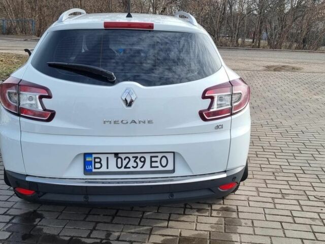 Белый Рено Меган, объемом двигателя 1.5 л и пробегом 270 тыс. км за 8500 $, фото 2 на Automoto.ua