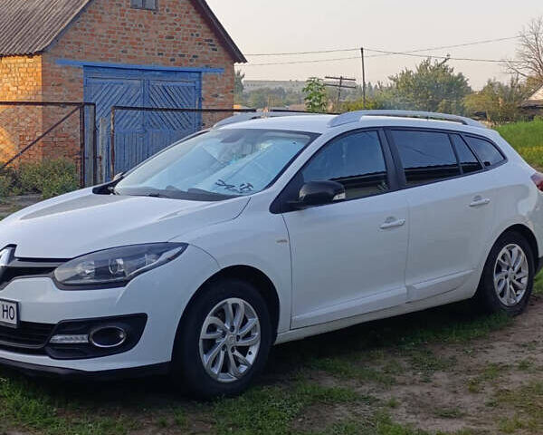 Белый Рено Меган, объемом двигателя 1.46 л и пробегом 236 тыс. км за 8999 $, фото 4 на Automoto.ua