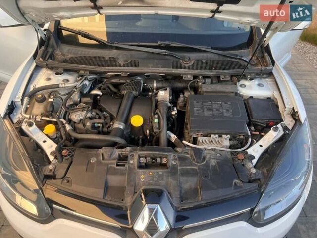 Білий Рено Меган, об'ємом двигуна 1.5 л та пробігом 190 тис. км за 9300 $, фото 19 на Automoto.ua