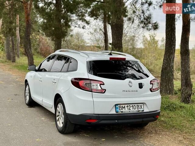 Белый Рено Меган, объемом двигателя 1.5 л и пробегом 205 тыс. км за 6700 $, фото 3 на Automoto.ua