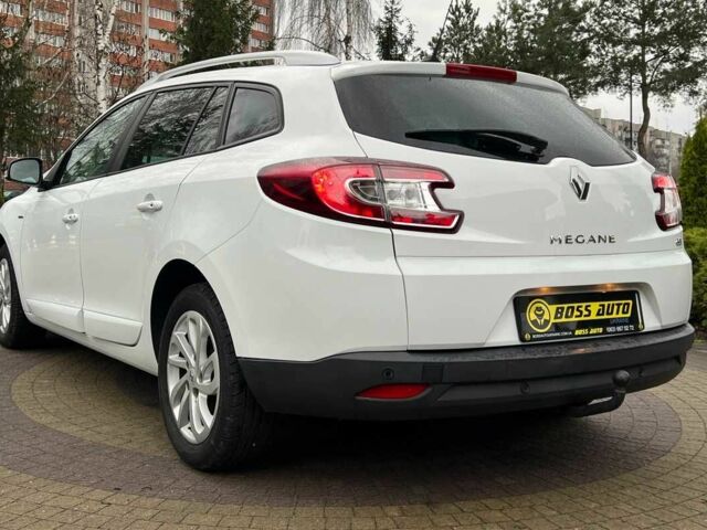 Белый Рено Меган, объемом двигателя 1.5 л и пробегом 249 тыс. км за 9700 $, фото 4 на Automoto.ua