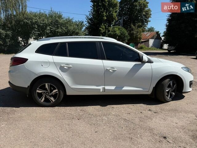 Білий Рено Меган, об'ємом двигуна 1.46 л та пробігом 327 тис. км за 8000 $, фото 5 на Automoto.ua