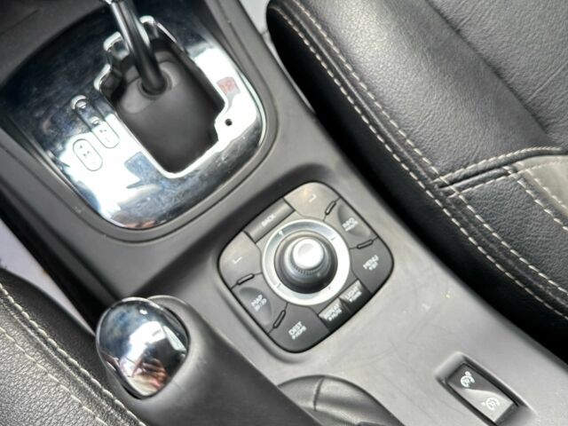 Белый Рено Меган, объемом двигателя 1.5 л и пробегом 226 тыс. км за 8900 $, фото 9 на Automoto.ua