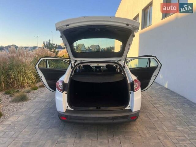 Білий Рено Меган, об'ємом двигуна 1.5 л та пробігом 190 тис. км за 9300 $, фото 37 на Automoto.ua