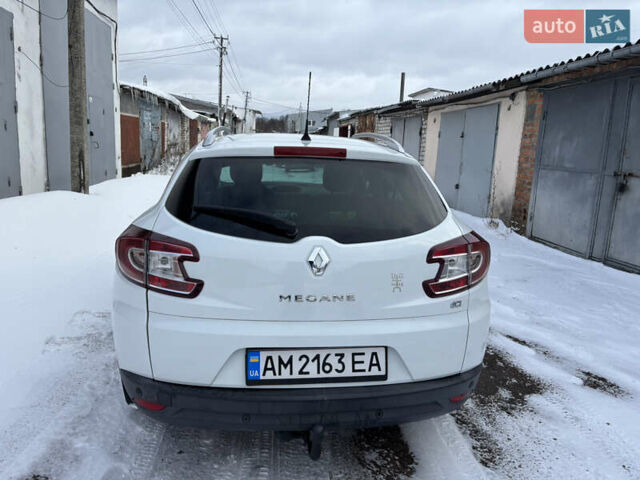 Белый Рено Меган, объемом двигателя 1.46 л и пробегом 198 тыс. км за 8800 $, фото 6 на Automoto.ua