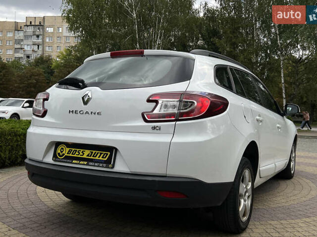 Белый Рено Меган, объемом двигателя 1.46 л и пробегом 243 тыс. км за 8850 $, фото 6 на Automoto.ua