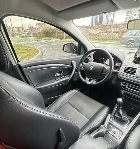 Белый Рено Меган, объемом двигателя 1.46 л и пробегом 320 тыс. км за 7999 $, фото 24 на Automoto.ua