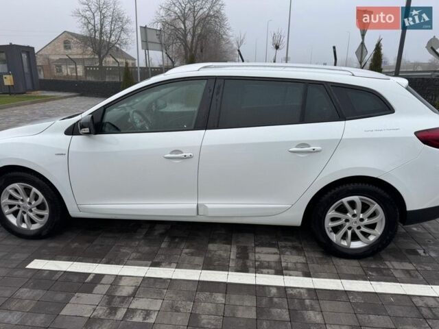 Білий Рено Меган, об'ємом двигуна 1.46 л та пробігом 250 тис. км за 8000 $, фото 5 на Automoto.ua