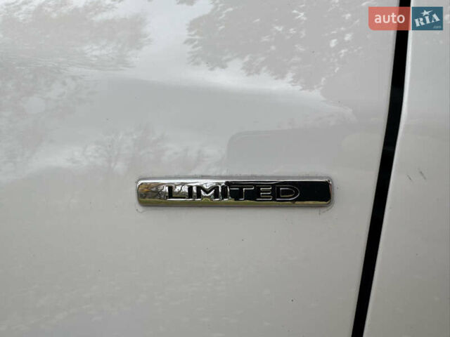 Белый Рено Меган, объемом двигателя 1.46 л и пробегом 215 тыс. км за 8450 $, фото 9 на Automoto.ua