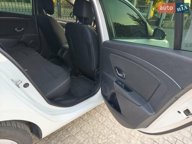 Білий Рено Меган, об'ємом двигуна 1.5 л та пробігом 245 тис. км за 8999 $, фото 23 на Automoto.ua