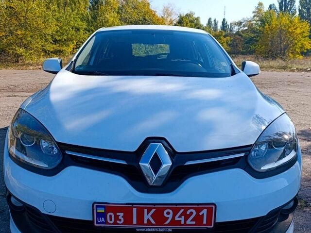 Білий Рено Меган, об'ємом двигуна 1.6 л та пробігом 208 тис. км за 8900 $, фото 2 на Automoto.ua
