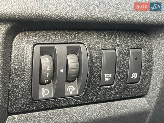 Белый Рено Меган, объемом двигателя 1.5 л и пробегом 113 тыс. км за 11500 $, фото 22 на Automoto.ua