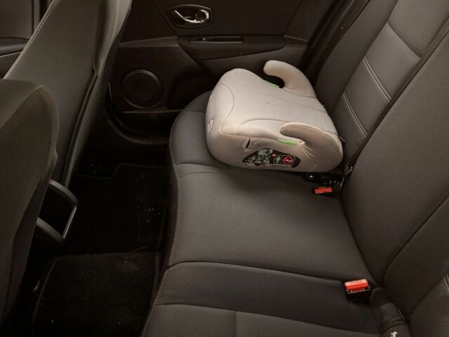 Белый Рено Меган, объемом двигателя 0 л и пробегом 150 тыс. км за 8700 $, фото 4 на Automoto.ua