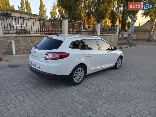 Білий Рено Меган, об'ємом двигуна 1.5 л та пробігом 245 тис. км за 8999 $, фото 6 на Automoto.ua