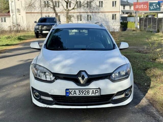 Белый Рено Меган, объемом двигателя 1.5 л и пробегом 222 тыс. км за 5499 $, фото 1 на Automoto.ua