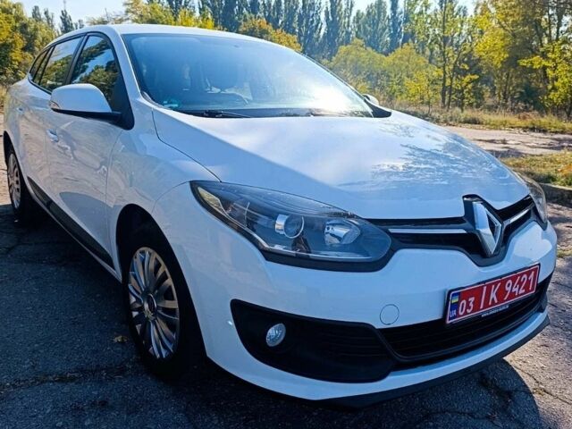 Білий Рено Меган, об'ємом двигуна 1.6 л та пробігом 208 тис. км за 8900 $, фото 1 на Automoto.ua