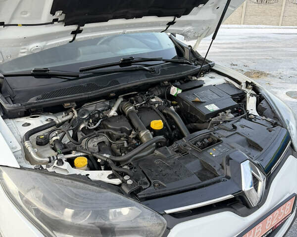 Белый Рено Меган, объемом двигателя 1.5 л и пробегом 169 тыс. км за 8950 $, фото 15 на Automoto.ua