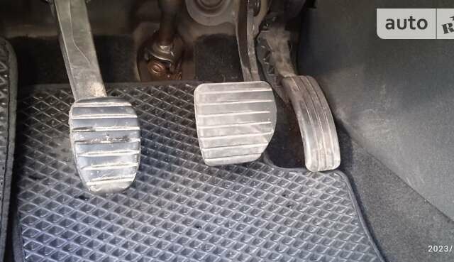 Білий Рено Меган, об'ємом двигуна 1.46 л та пробігом 213 тис. км за 8700 $, фото 18 на Automoto.ua