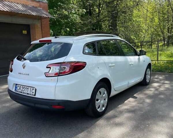 Белый Рено Меган, объемом двигателя 1.46 л и пробегом 212 тыс. км за 11500 $, фото 6 на Automoto.ua