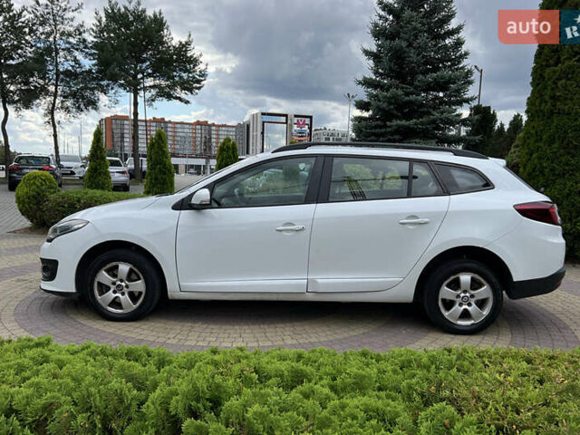 Белый Рено Меган, объемом двигателя 1.46 л и пробегом 243 тыс. км за 8850 $, фото 3 на Automoto.ua