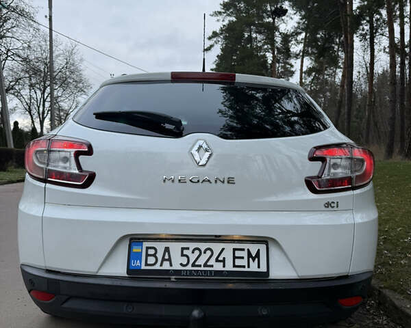 Белый Рено Меган, объемом двигателя 1.6 л и пробегом 246 тыс. км за 9900 $, фото 7 на Automoto.ua