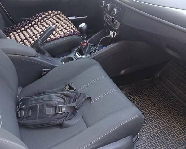 Білий Рено Меган, об'ємом двигуна 1.5 л та пробігом 211 тис. км за 9000 $, фото 9 на Automoto.ua