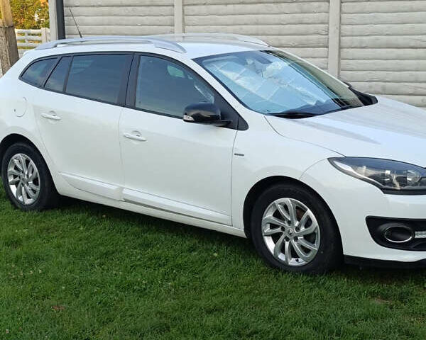 Белый Рено Меган, объемом двигателя 1.46 л и пробегом 236 тыс. км за 8999 $, фото 3 на Automoto.ua