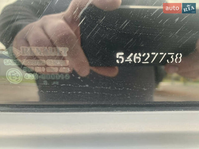 Рено Меган 2015 в Ровно на Automoto.ua Белый Рено Меган, объемом двигателя 1.5 л и пробегом 167 тыс. км за 9199 $, фото 52 на Automoto.ua