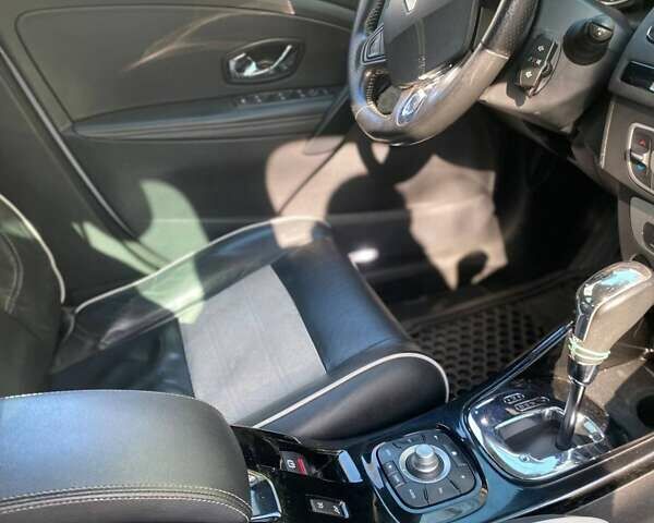 Білий Рено Меган, об'ємом двигуна 1.5 л та пробігом 275 тис. км за 8199 $, фото 8 на Automoto.ua