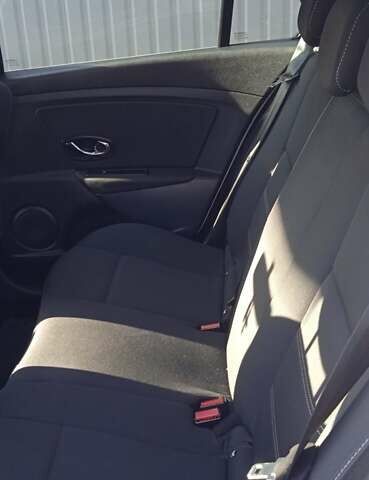 Білий Рено Меган, об'ємом двигуна 1.46 л та пробігом 213 тис. км за 8700 $, фото 27 на Automoto.ua