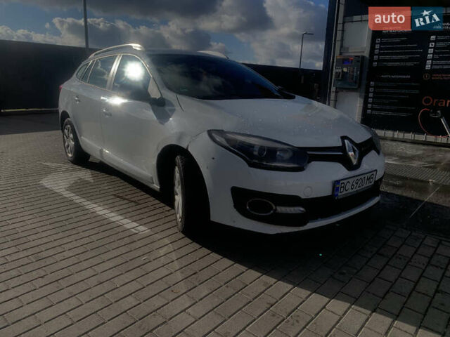 Белый Рено Меган, объемом двигателя 1.5 л и пробегом 362 тыс. км за 7799 $, фото 3 на Automoto.ua