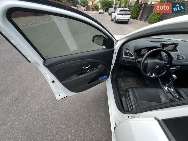 Білий Рено Меган, об'ємом двигуна 1.5 л та пробігом 225 тис. км за 8400 $, фото 6 на Automoto.ua