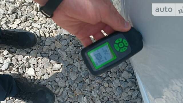 Белый Рено Меган, объемом двигателя 1.46 л и пробегом 230 тыс. км за 9800 $, фото 17 на Automoto.ua