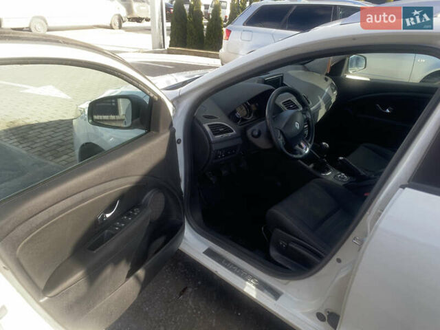 Белый Рено Меган, объемом двигателя 1.5 л и пробегом 362 тыс. км за 7799 $, фото 16 на Automoto.ua