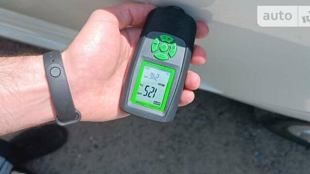 Белый Рено Меган, объемом двигателя 1.46 л и пробегом 230 тыс. км за 9800 $, фото 26 на Automoto.ua