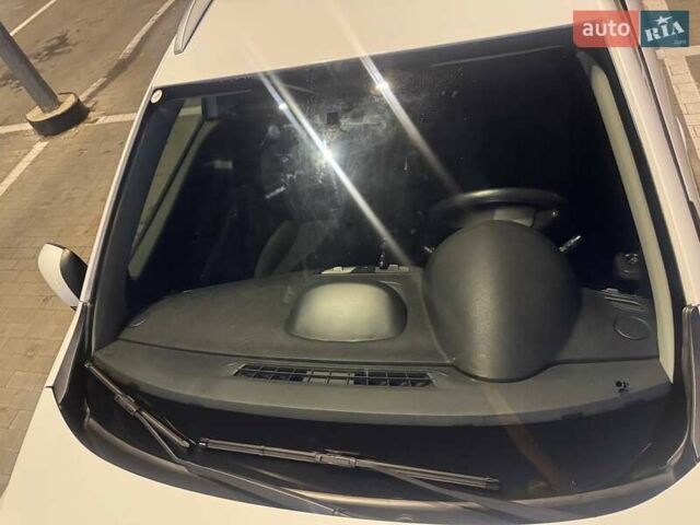 Білий Рено Меган, об'ємом двигуна 1.46 л та пробігом 196 тис. км за 9700 $, фото 8 на Automoto.ua