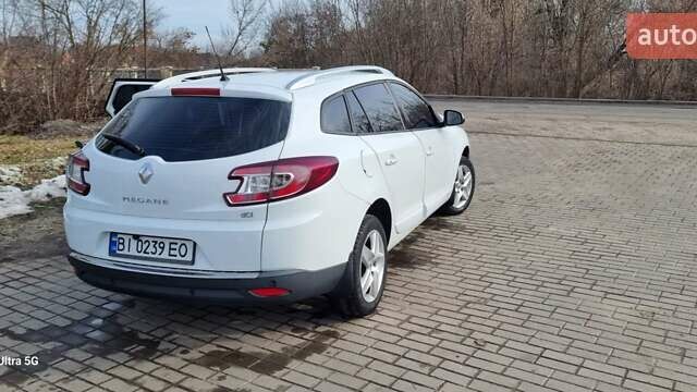 Белый Рено Меган, объемом двигателя 1.46 л и пробегом 265 тыс. км за 8500 $, фото 1 на Automoto.ua
