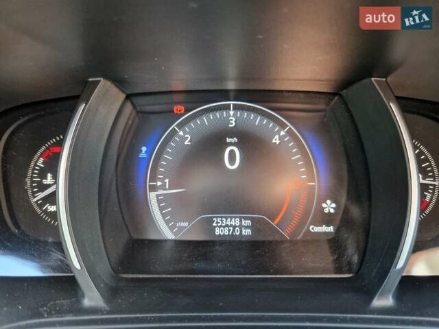 Білий Рено Меган, об'ємом двигуна 1.5 л та пробігом 253 тис. км за 11999 $, фото 17 на Automoto.ua