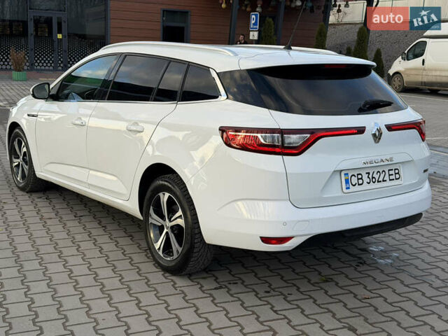 Белый Рено Меган, объемом двигателя 1.46 л и пробегом 227 тыс. км за 10900 $, фото 13 на Automoto.ua