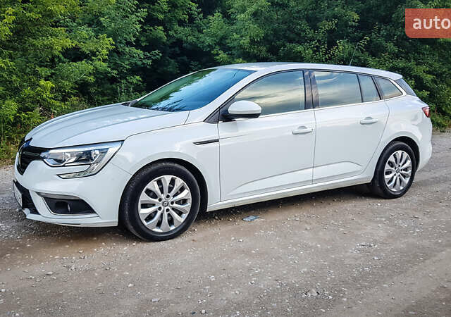 Білий Рено Меган, об'ємом двигуна 1.46 л та пробігом 184 тис. км за 11700 $, фото 3 на Automoto.ua