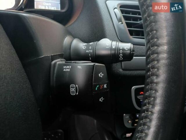 Белый Рено Меган, объемом двигателя 1.5 л и пробегом 149 тыс. км за 9600 $, фото 62 на Automoto.ua