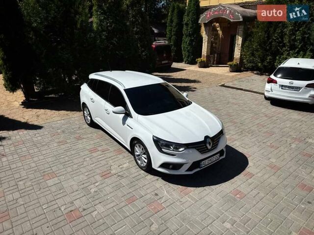 Білий Рено Меган, об'ємом двигуна 1.46 л та пробігом 293 тис. км за 12500 $, фото 9 на Automoto.ua