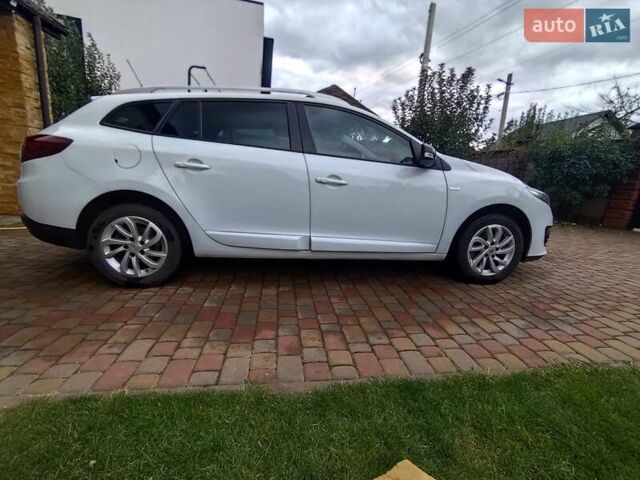 Белый Рено Меган, объемом двигателя 1.46 л и пробегом 202 тыс. км за 9500 $, фото 26 на Automoto.ua