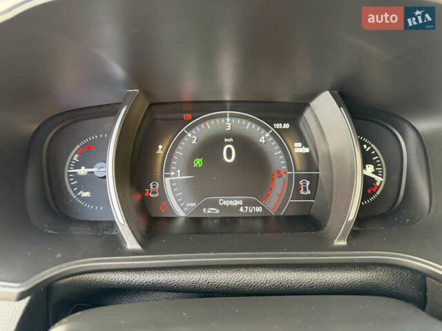 Белый Рено Меган, объемом двигателя 1.46 л и пробегом 227 тыс. км за 10900 $, фото 26 на Automoto.ua