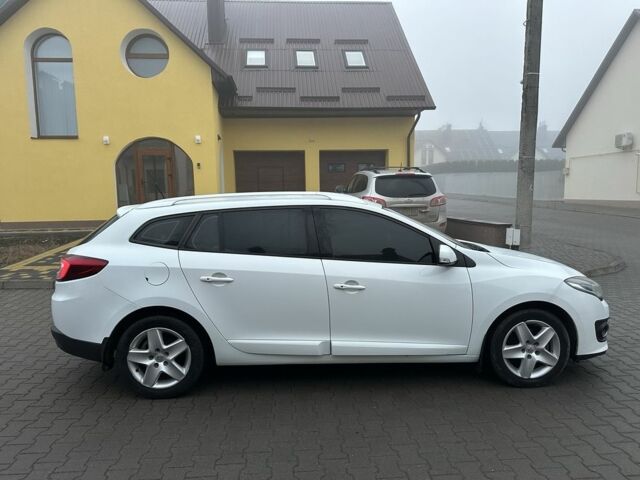 Белый Рено Меган, объемом двигателя 1.5 л и пробегом 206 тыс. км за 8650 $, фото 3 на Automoto.ua