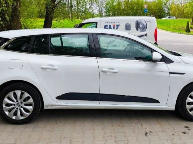 Білий Рено Меган, об'ємом двигуна 1.46 л та пробігом 184 тис. км за 9800 $, фото 6 на Automoto.ua
